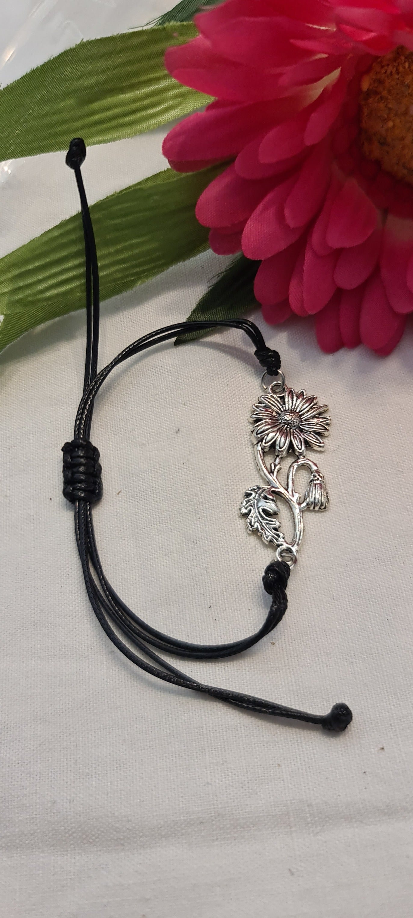 Bracelets en corde noire