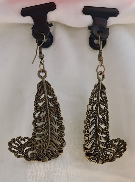 Boucles d'oreilles  "Plume courbée"